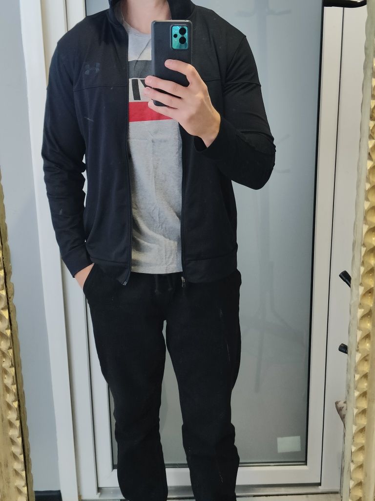 Спортивна кофта Under armour M