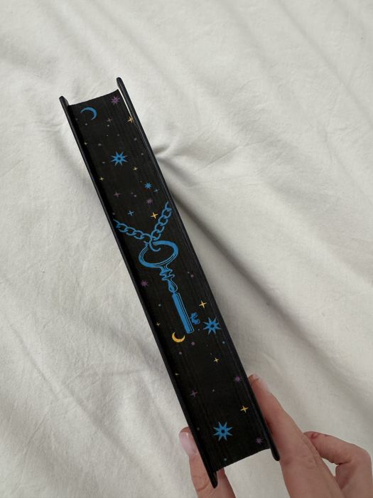 Готель Магніфік Емілі дж Тейлор