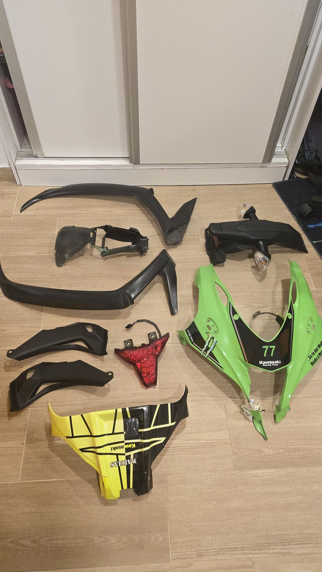 Zx10r fairings e escape com colectores originais