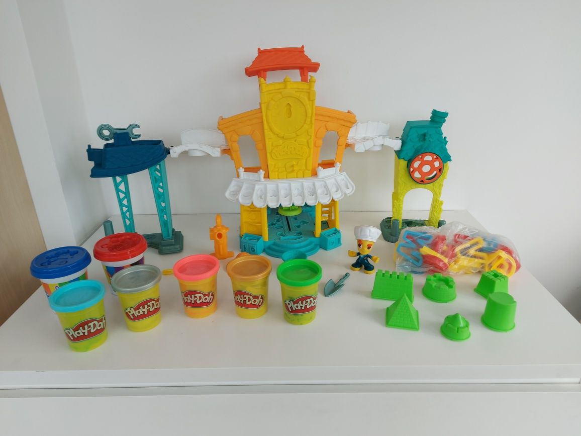 Ciastolina Centrum miasta Play-Doh plus dodatki