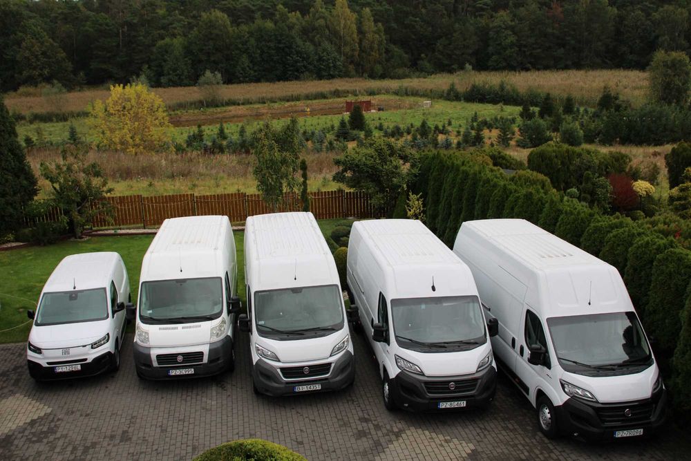 WYNAJEM busa auto Wypożyczalnia aut dostawcze Dostawczych busów