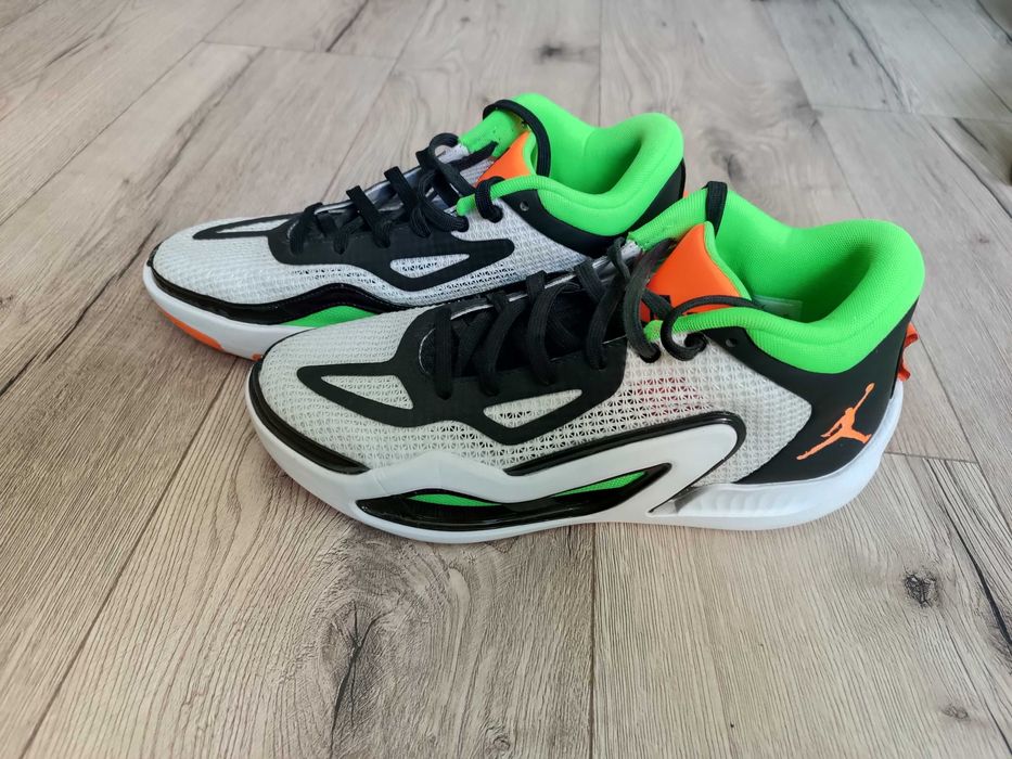 Buty NIKE JORDAN Tatum 1