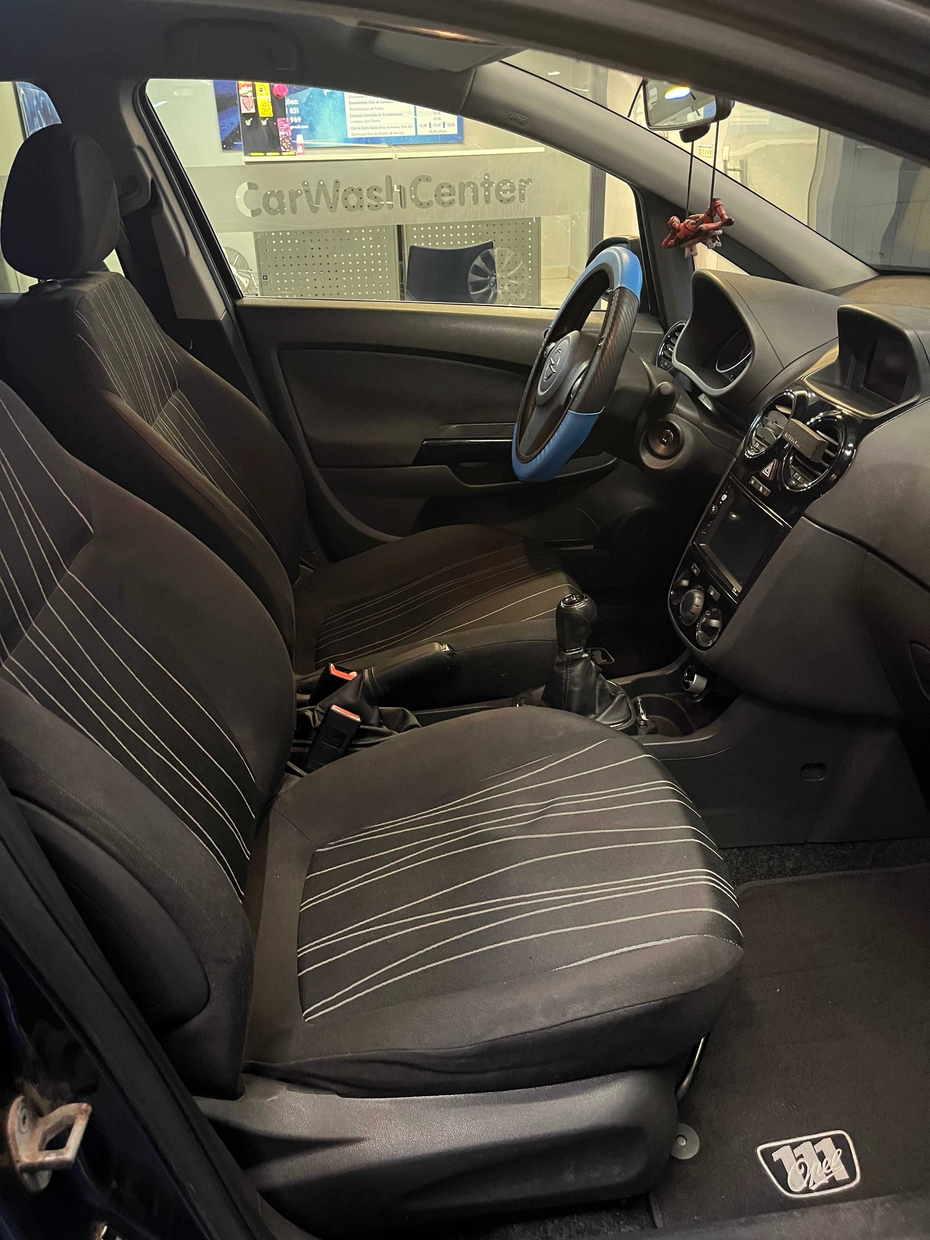 Venda de Opel Corsa D 1.2 Black Edition