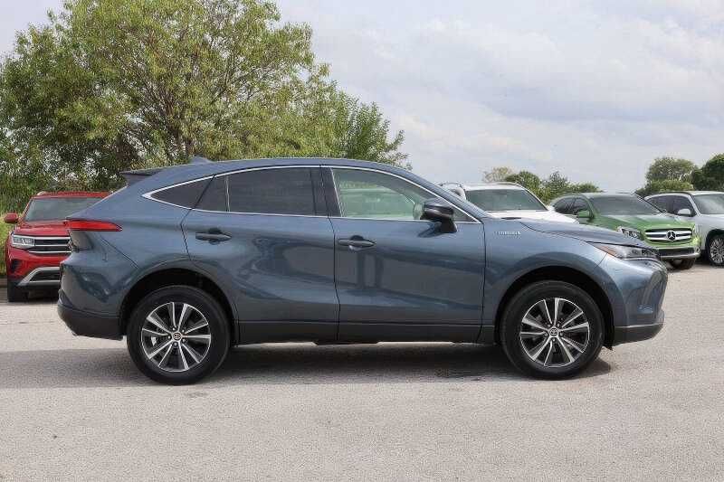 2021 Toyota Venza LE