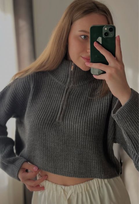 Вкорочений сірий графітовий светр