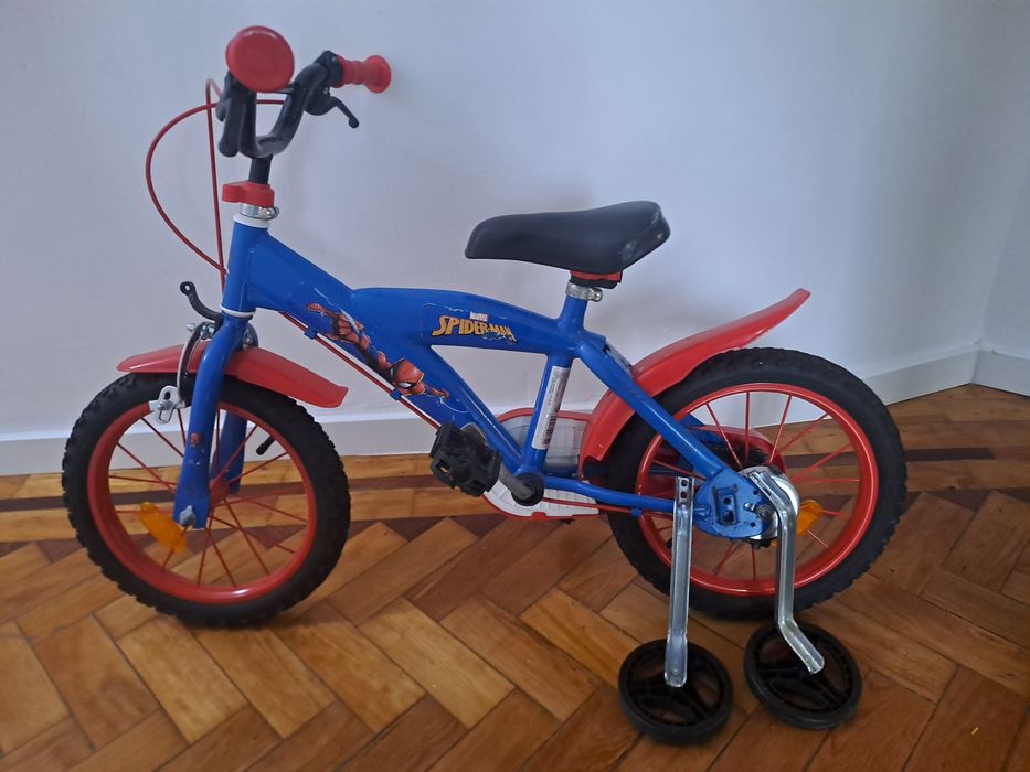 Bicicleta homem aranha  roda 12 (2 aos 6 anos)