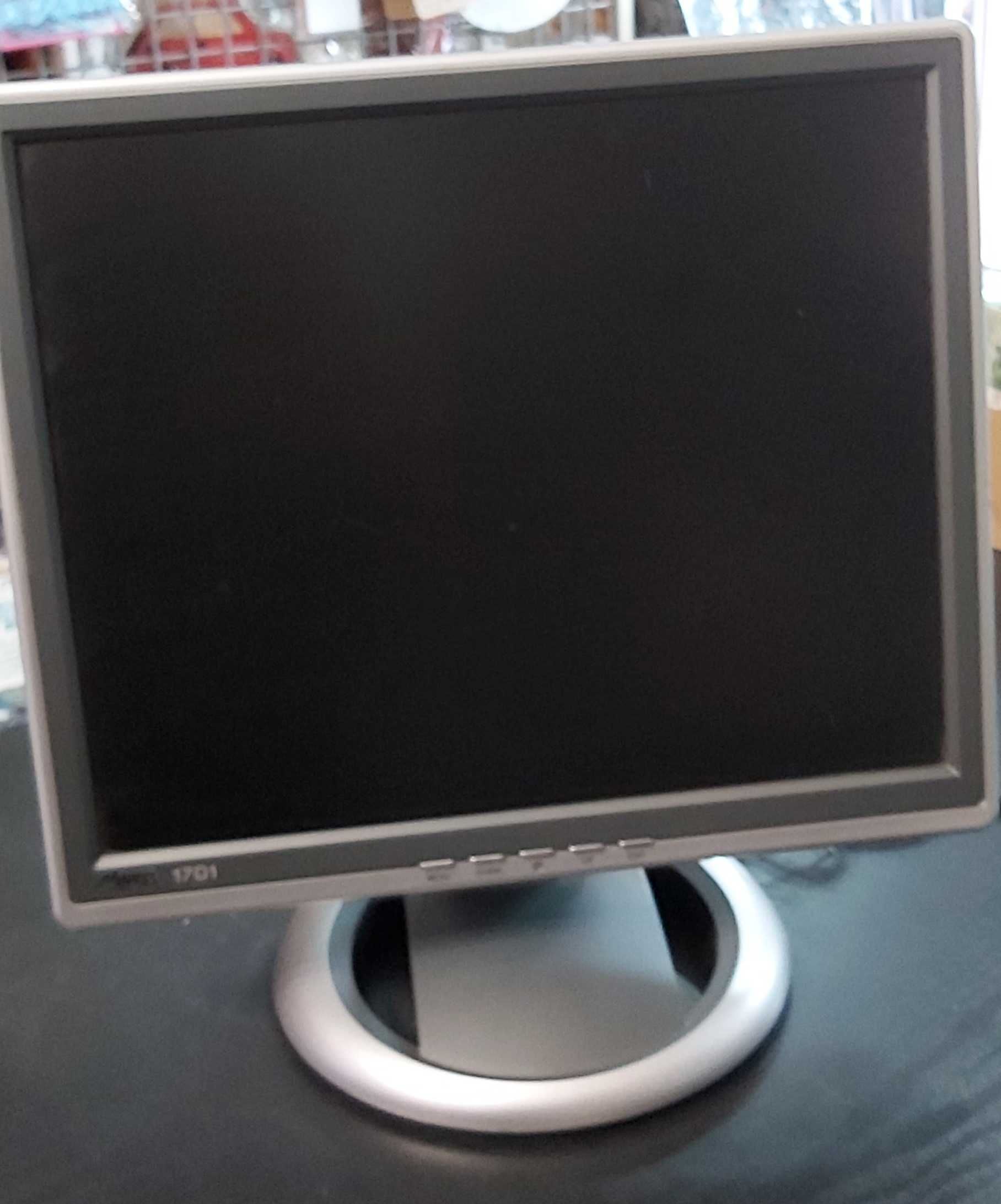 Monitor Manta 17"