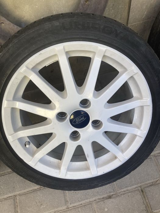 Felgi z forda biala 4x108 r16