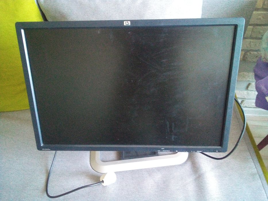 Монітор- телевізор hp lp2475 w 24 дюйма