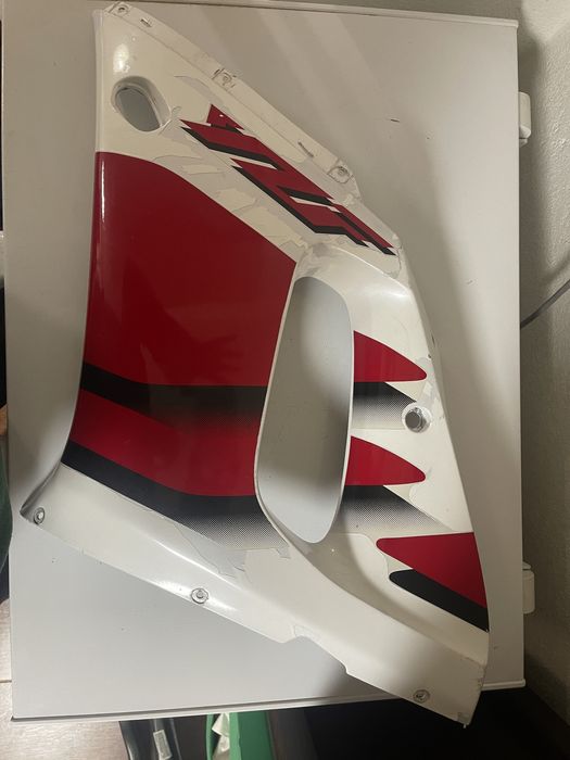 Carnagem lado esquedo Yamaha r6 99’02