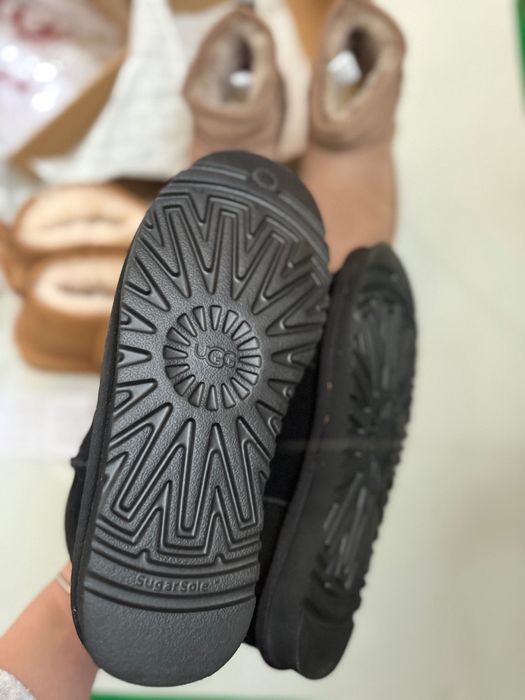 Ugg classic ultra mini 39,40