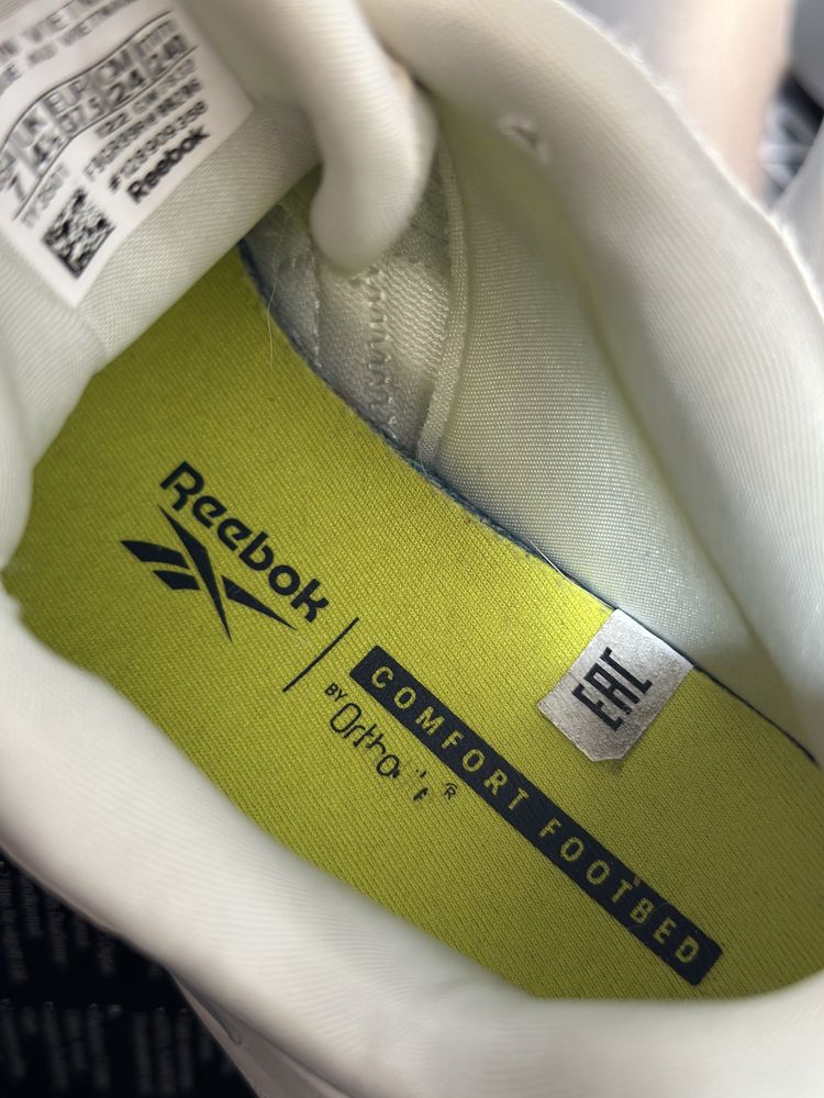 Кроссівки Reebok оригінал р. 37.5
