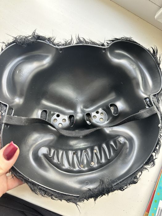 Маска для хелловіну