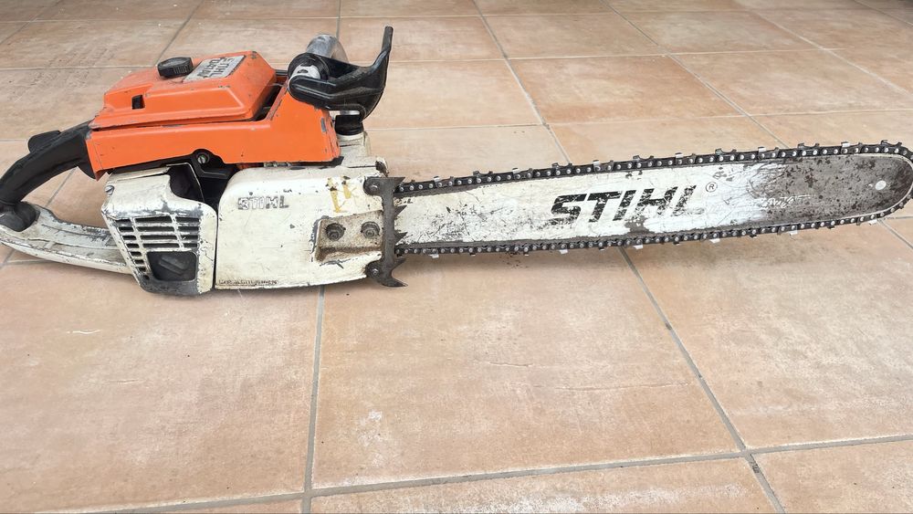 Motoserra STIHL.