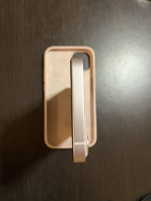 Продам iphone 13