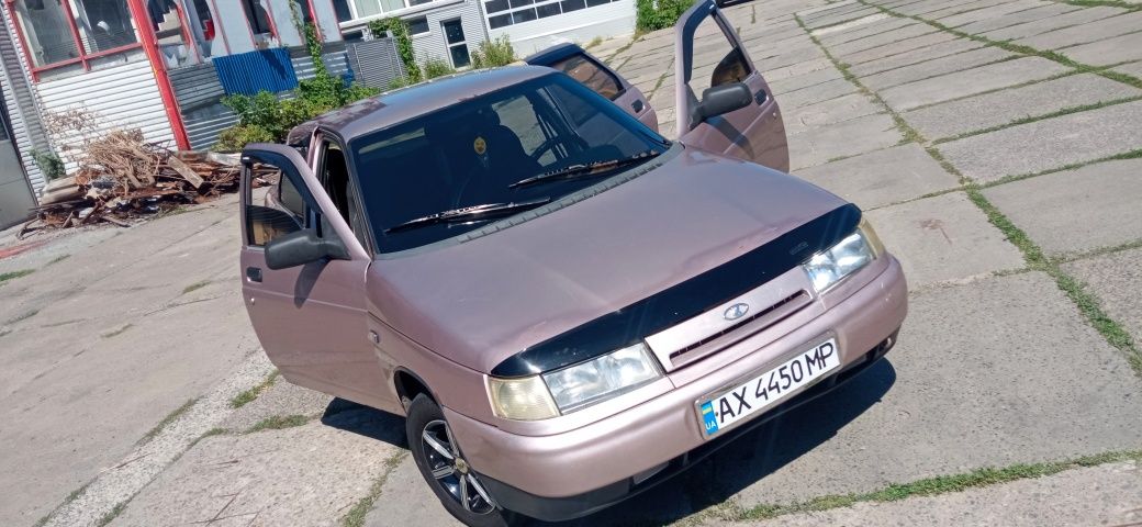 Авто ваз 2110!!!