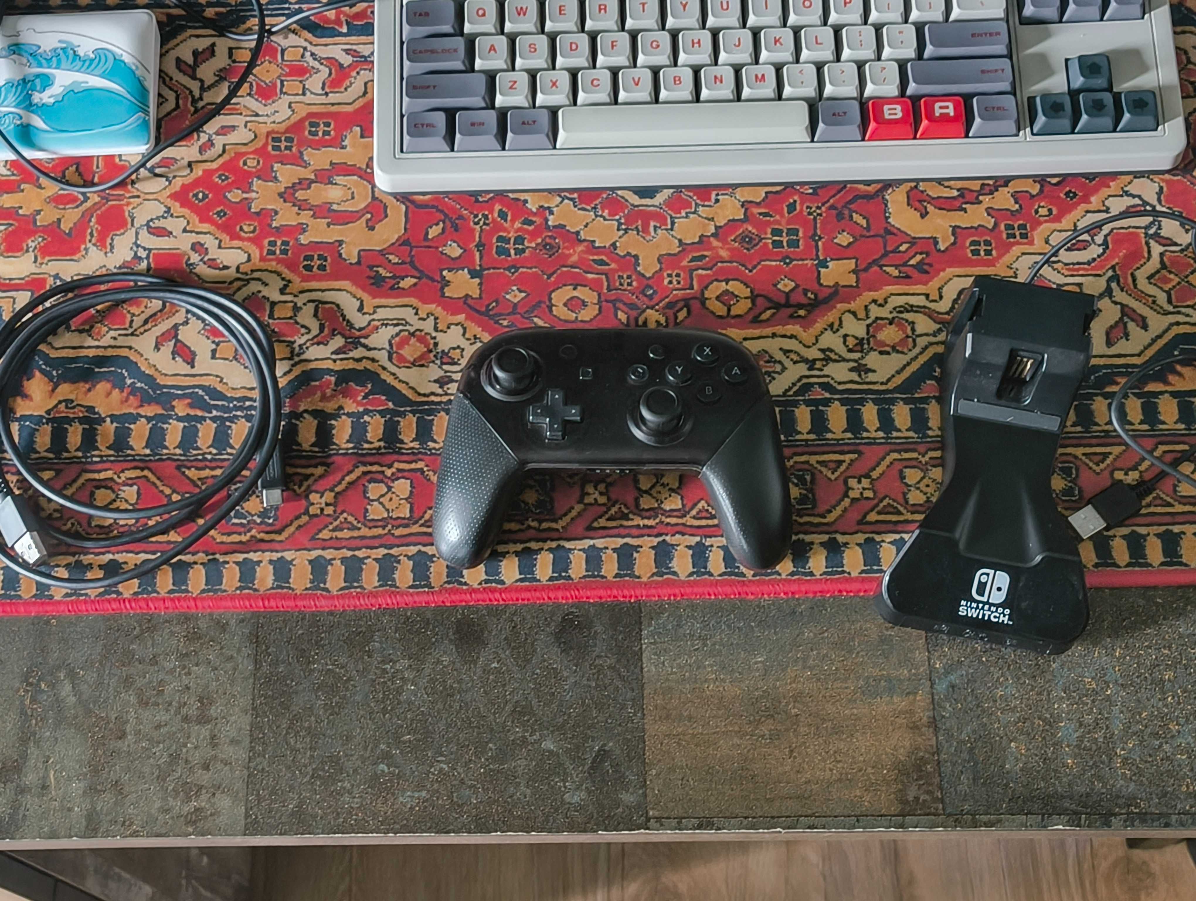Nintendo Switch Pro Controller + orginalny kabel + stacja dokująca