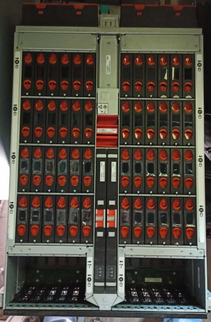 Дискова полиця HGST Ultrastar Data60 4U60-24 JBOD