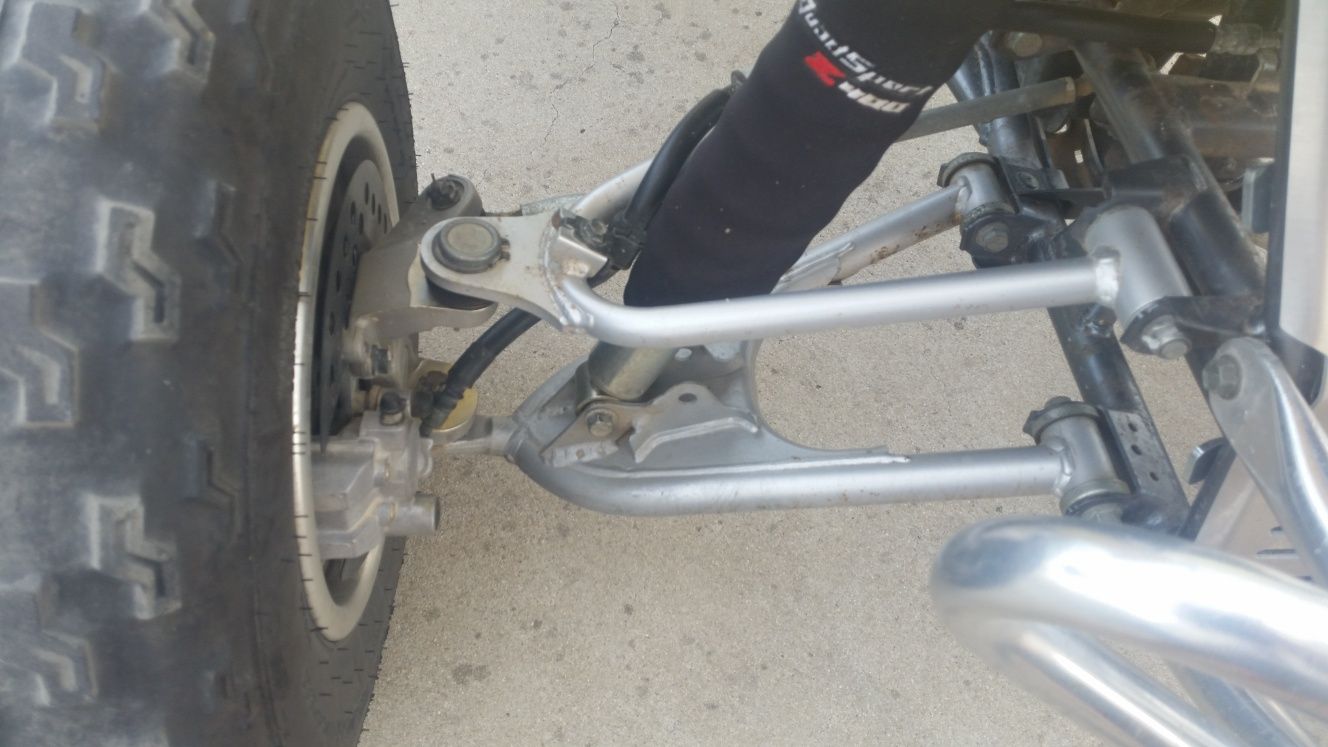 Suzuki LTZ 400 Yoshimura