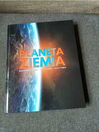 Planeta Ziemia. Wszechstronne kompendium wiedzy o kosmosie i planecie