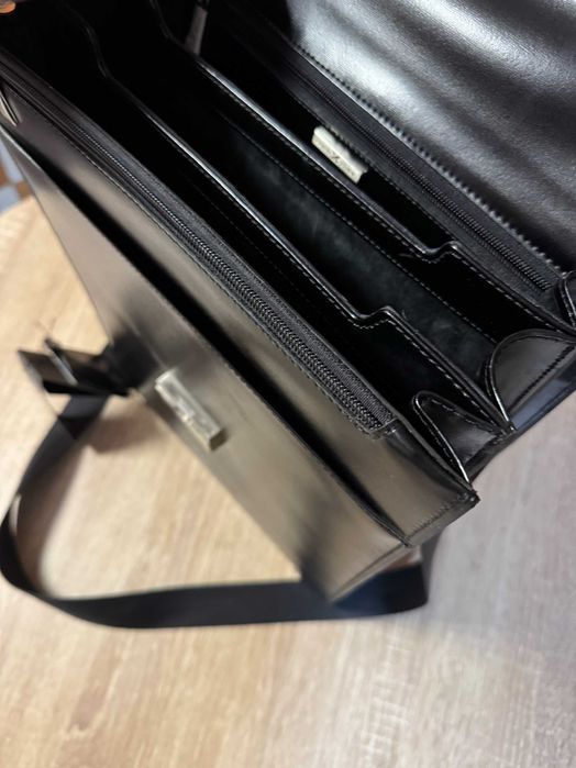 кожаний чоловічий портфель LUXON 04-9176-1 б\в