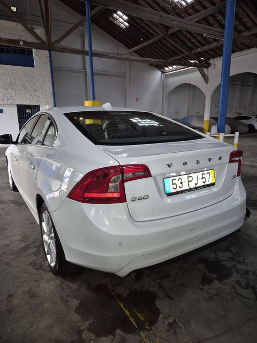 Volvo S60 automático