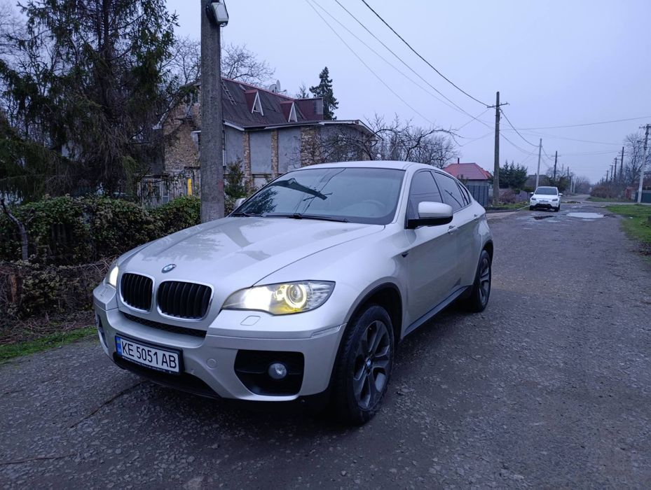 Продаю БМВ 3л бензин