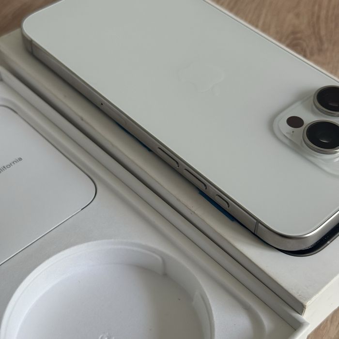 Apple iphone 15 pro max 256 Донор