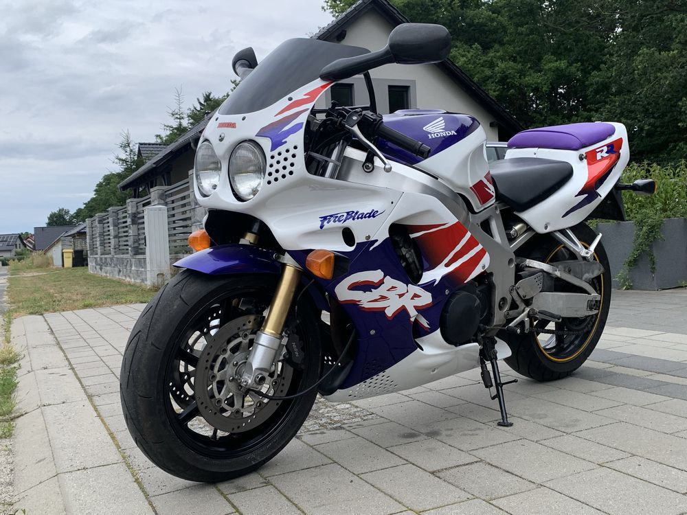 Honda CBR 900 SC28 FireBlade 94 zarej. zamiana BSA Royal Enfield z ‘50