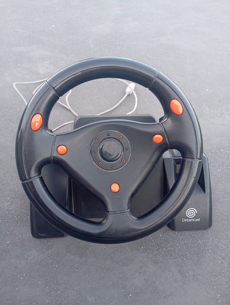 SEGA Dreamcast + Volante + Vários Jogos