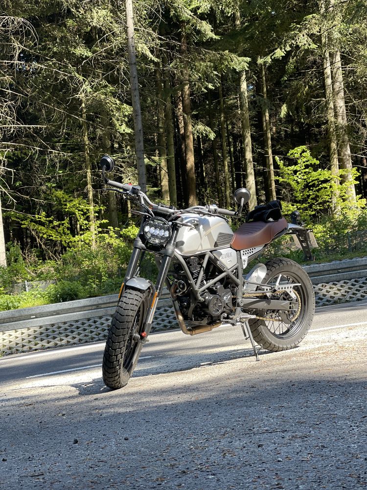 Zipp Scrambler  125