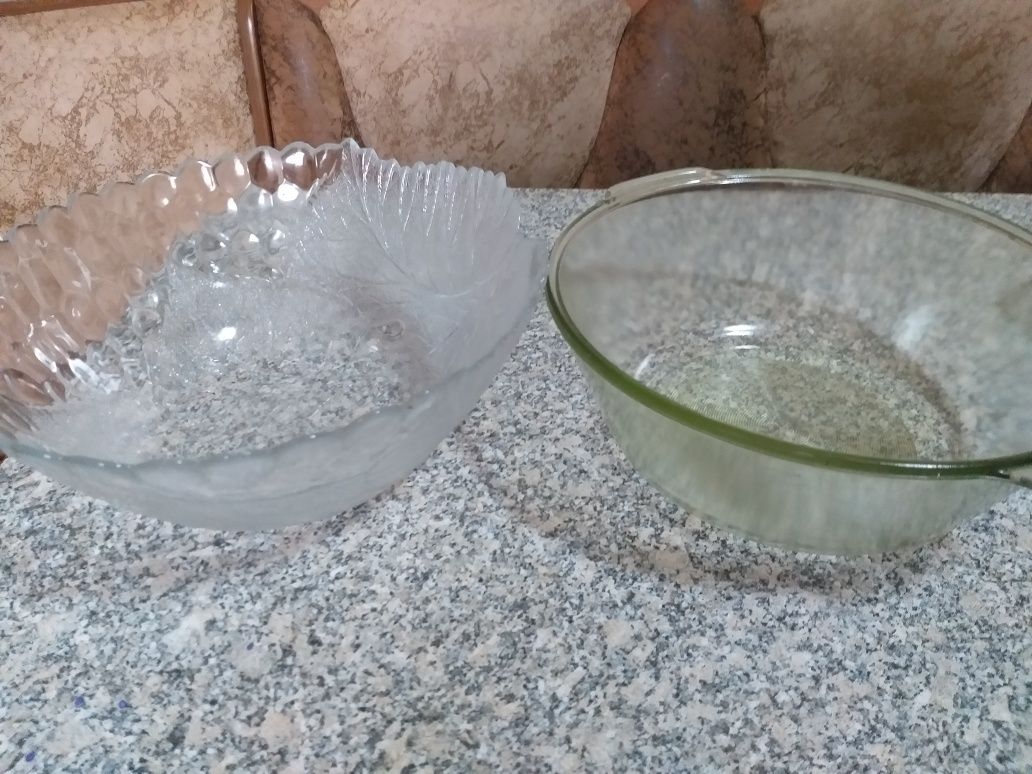 Стеклянные вазы для фруктов и запекания