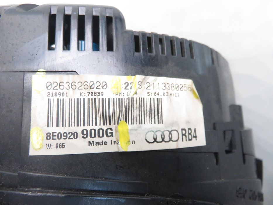 Licznik Audi A4 B6 (8e5) 1.9 Tdi - Awx