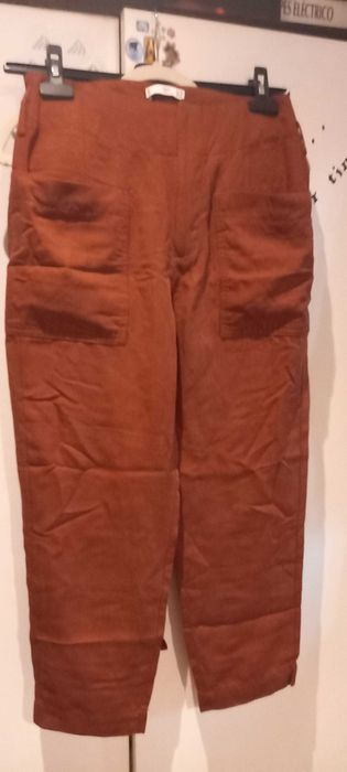 Calças largas castanhas/cor de tijolo, de Lyocel e Linho Mango - 38