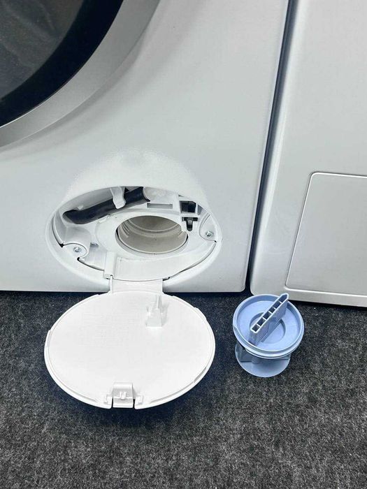 Комплект Пральна та сушильна машини Siemens IQ700 WM16W540 та WT47W5W0