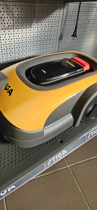 Robot koszący STIGA A500 gps 23% vat