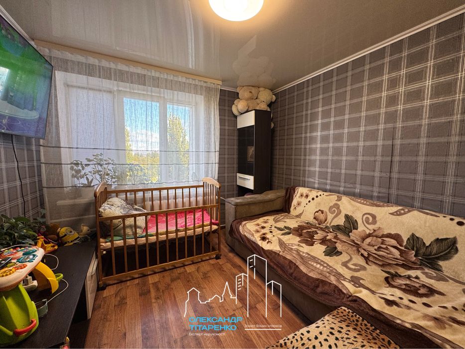 Продам 2-о кімнатну секцію