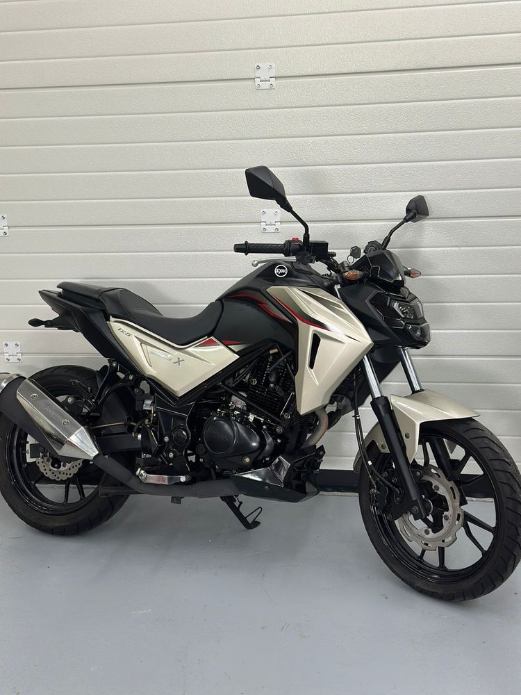 Sym nhx 125 naked