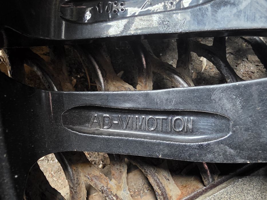 Комплект дисків для Audi R19
Ет25
8J