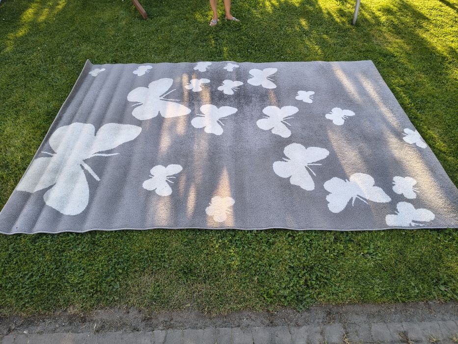 Dywan o wymiarach 3mx2m