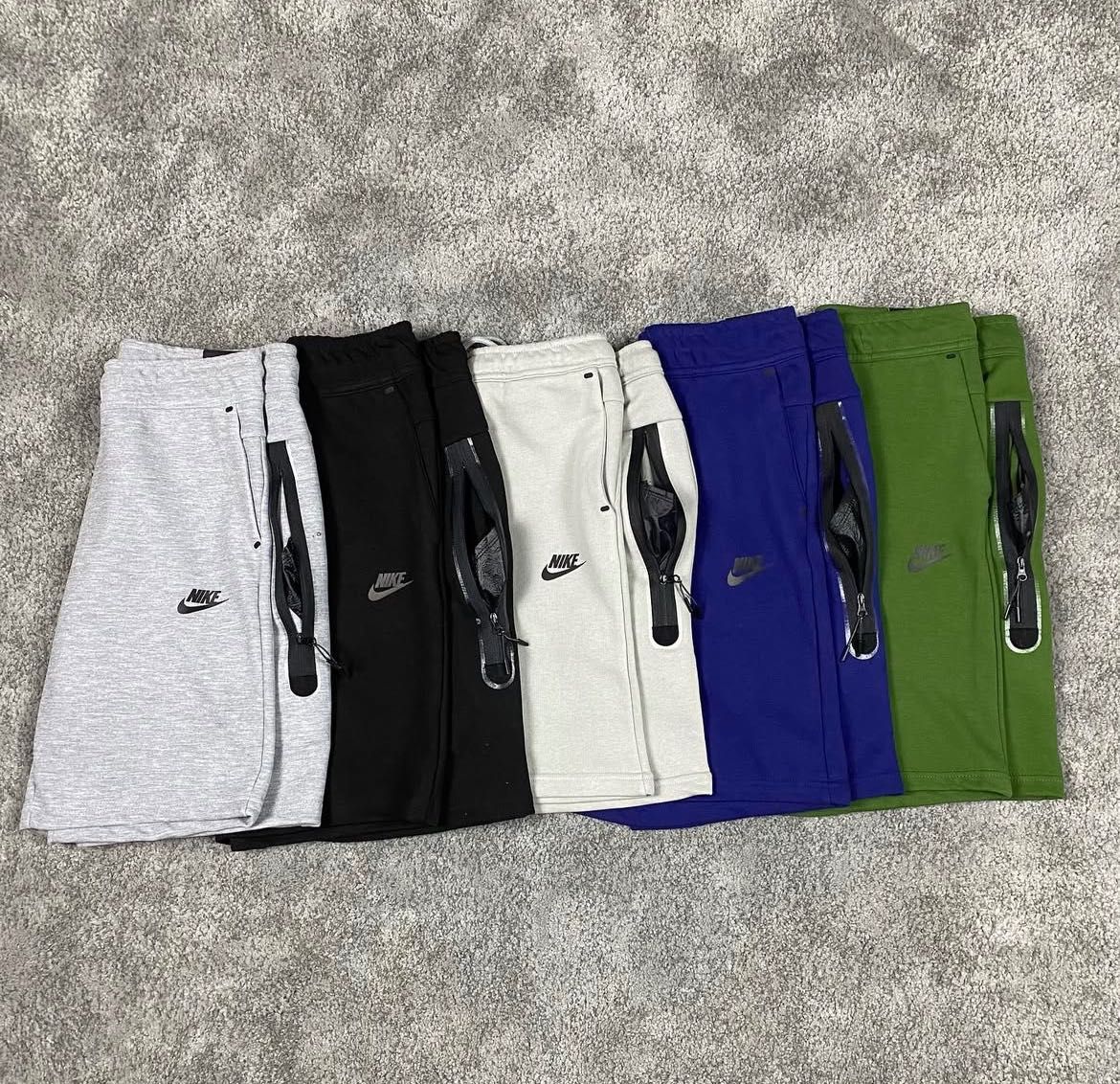 Шорти Nike tech fleece шорты найк теч флис