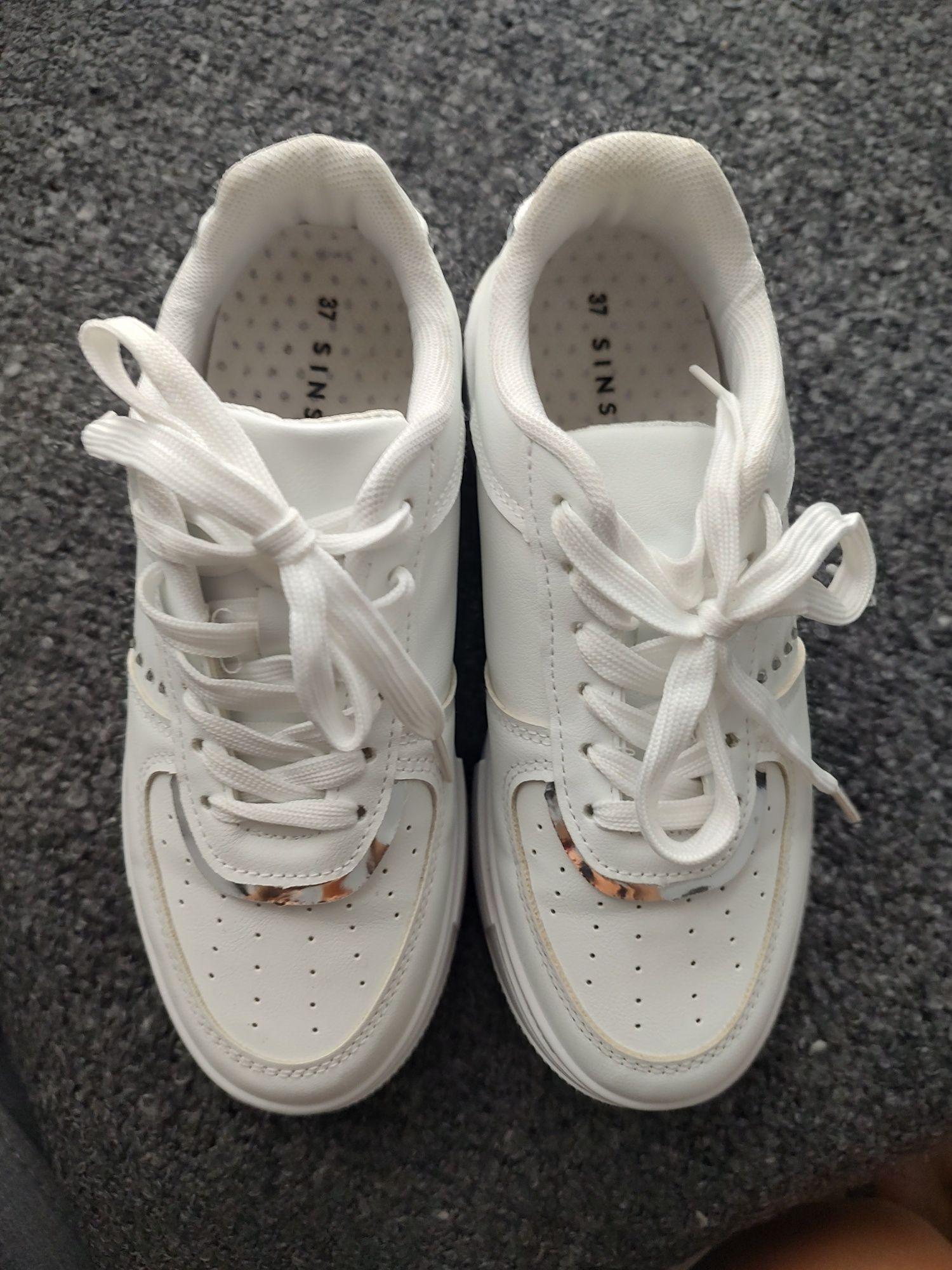 Buty sneakersy białe Sinsay róż.37