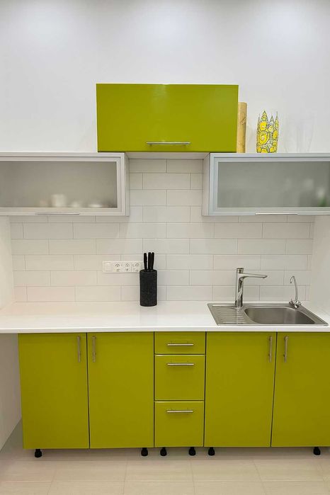 міні – кухня б/у в ідеальному стані