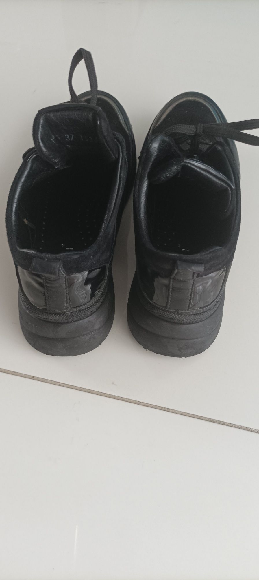 Buty Sneakersy Nessi 37