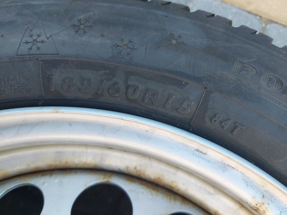Felgi Z Oponami 15 RENAULT TWINGO III SMART 4X100 Zima