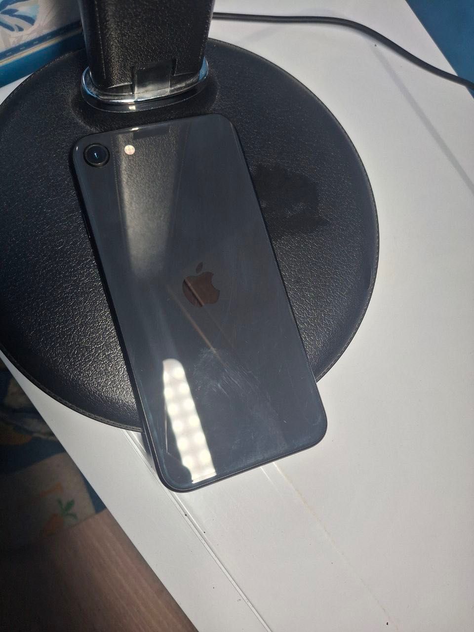 iPhone SE 2020 торг