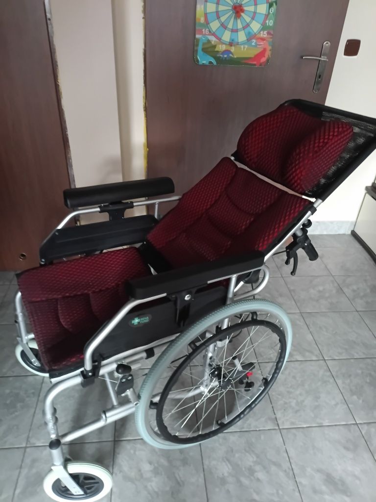 Sprzedam nowy wózek inwalidzki