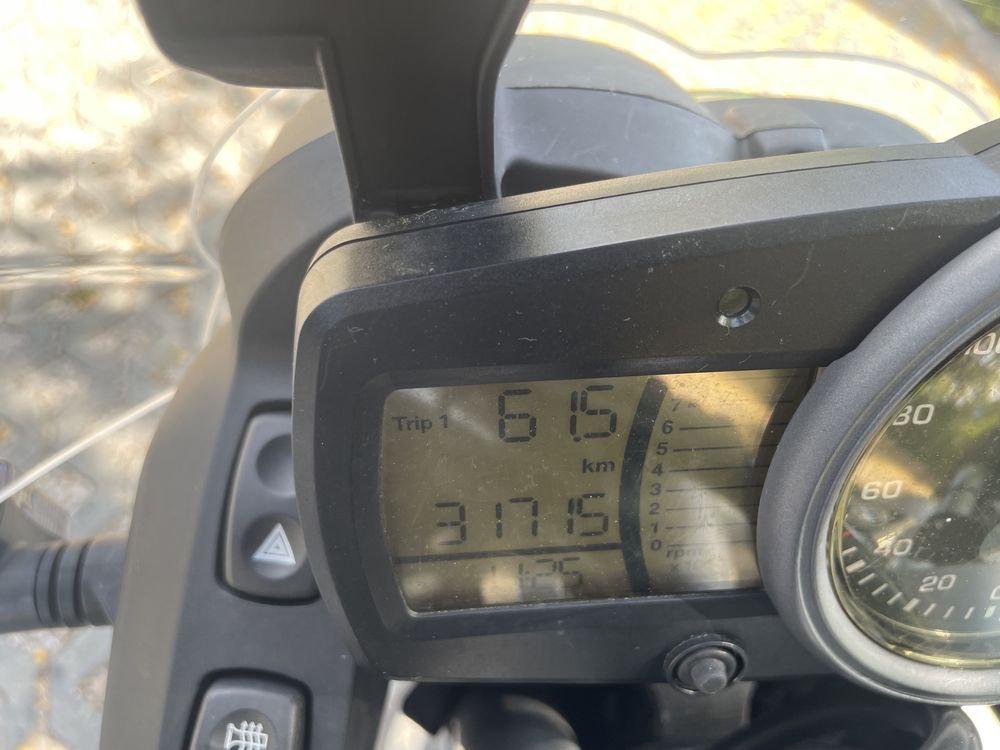 BMW G 650 GS Sertão em muito bom estado geral