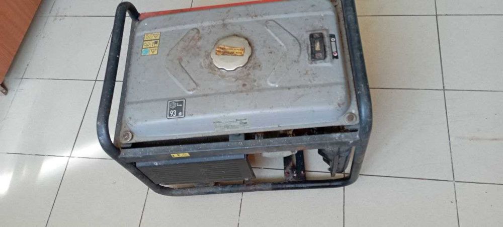 генератор einhell  STE 2500/1