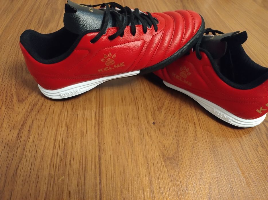 Сороконіжки Kelme BASIC